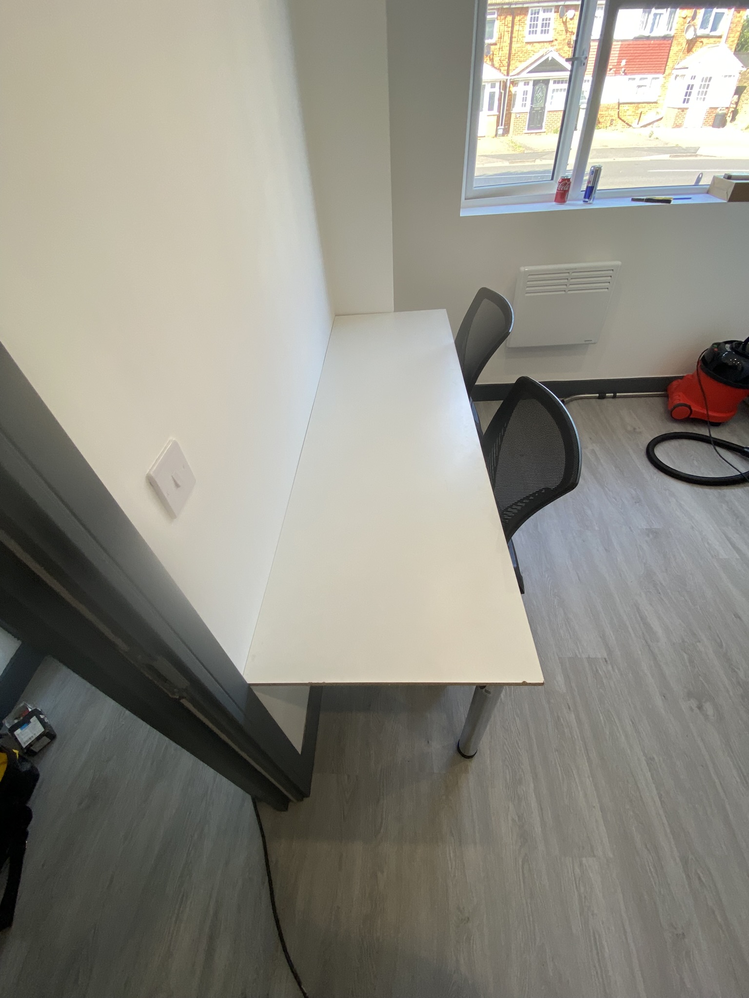 HMO Desk & Office Chairs